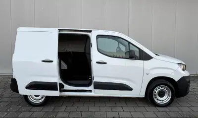 Peugeot PARTNER 1.6 BLUEHDI 3 LUGARES 2019 - 13900 EUR, 97000 km - AUTO.MOTO.pt - 97000km - foto 8 de 34