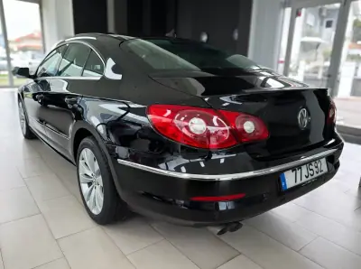 Volkswagen Passat CC 2010 - 13990 EUR, 162335 km - AUTO.MOTO.pt - 162335km - foto 15 de 21