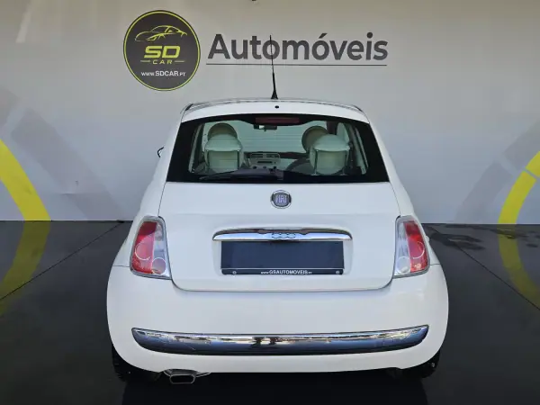 Fiat 500 2011 - 6750 EUR, 174000 km - AUTO.MOTO.pt - 174000km - foto 4 de 9