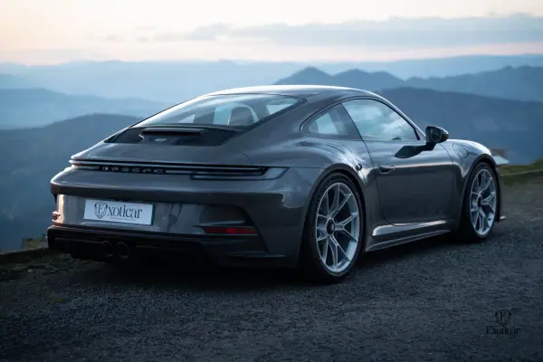 Porsche 992 2022 - 195000 EUR, 20350 km - AUTO.MOTO.pt - 20350km - foto 15 de 28