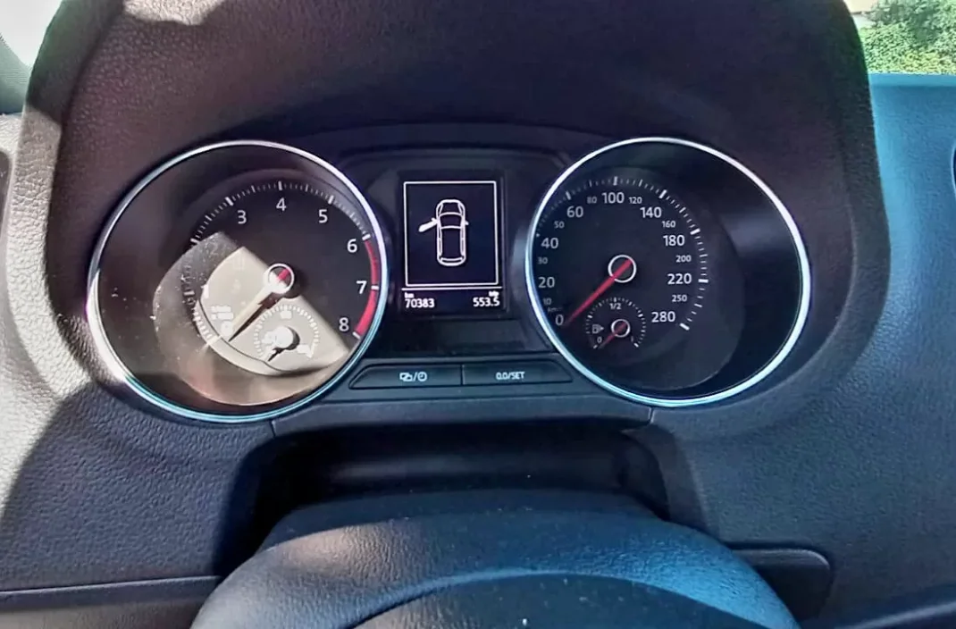 Volkswagen Polo 2017 - 19800 EUR, 70383 km - 70383km - foto 19 de 22