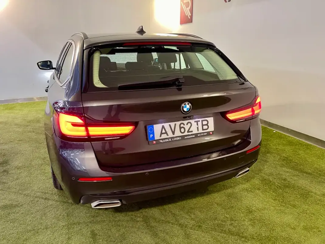 BMW 520 2023 - 34500 EUR, 83000 km - AUTO.MOTO.pt - 83000km - foto 7 de 36