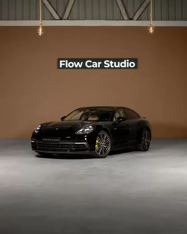 Porsche Panamera 2018 - 69950 EUR, 92000 km - AUTO.MOTO.pt - 92000km - foto 12 de 34