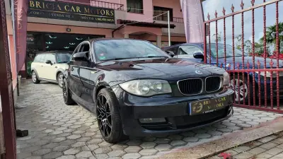BMW 120 2011 - 230000km