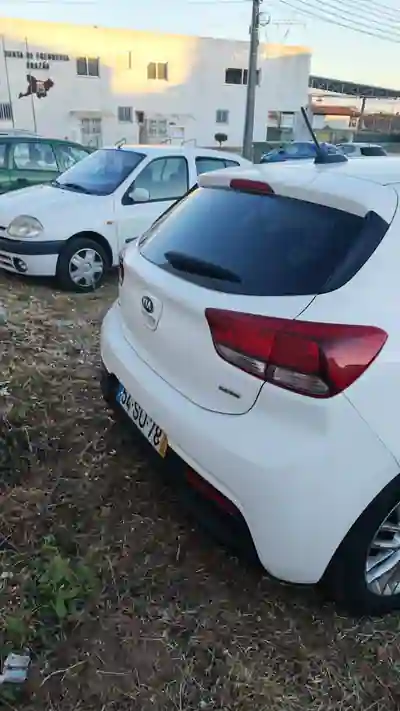 Kia Rio 2017 — foto 6 de 8