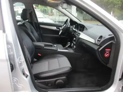 Mercedes-Benz C 220 2012 - 13500 EUR, 260000 km - 260000km - foto 17 de 21