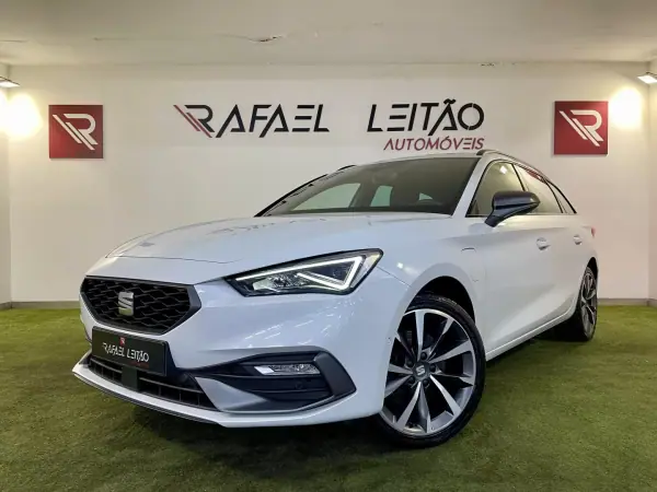 SEAT Leon ST 2021 - 23450 EUR, 59000 km - AUTO.MOTO.pt - 59000km - foto 2 de 39