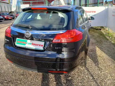 Opel Insignia Sports Tourer 2011 - 7150 EUR, 176528 km - AUTO.MOTO.pt - 176528km - foto 10 de 29