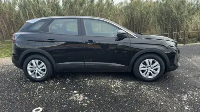 Peugeot 3008 2021 - 21800 EUR, 67000 km - AUTO.MOTO.pt - 67000km - foto 5 de 27