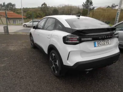 Citroën C4 2025 - 23500 EUR, 17074 km - AUTO.MOTO.pt - 17074km - foto 5 de 14