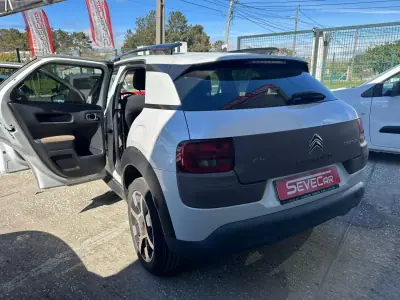 Citroën C4 Cactus 2015 - 9990 EUR, 138000 km - AUTO.MOTO.pt - 138000km - foto 8 de 9