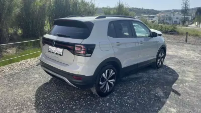 Volkswagen T-Cross 2022 - 16490 EUR, 95000 km - AUTO.MOTO.pt - 95000km - foto 5 de 22