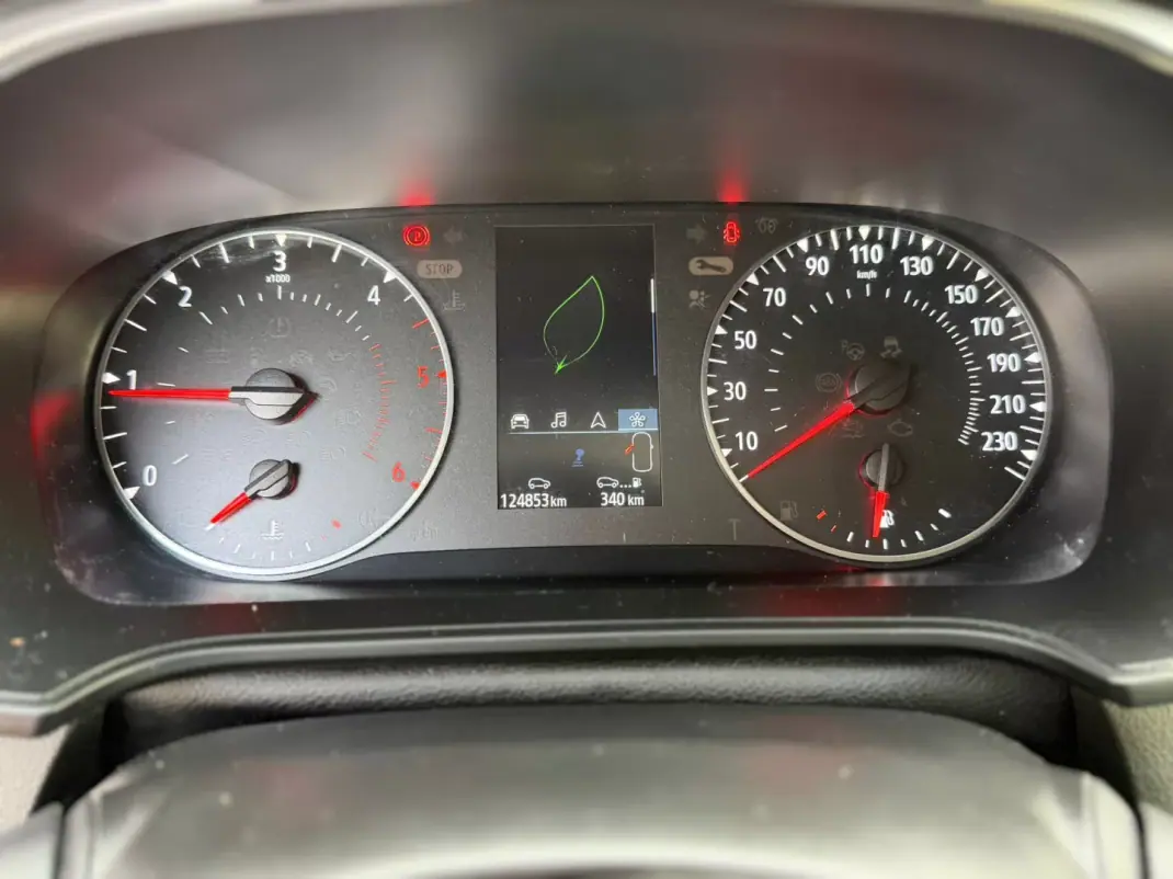 Renault Mégane Sport Tourer 2021 - 17900 EUR, 124269 km - AUTO.MOTO.pt - 124269km - foto 3 de 16