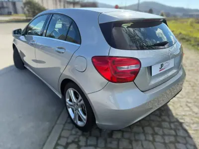 Mercedes-Benz A 180 2015 - 14250 EUR, 155500 km - AUTO.MOTO.pt - 155500km - foto 6 de 23