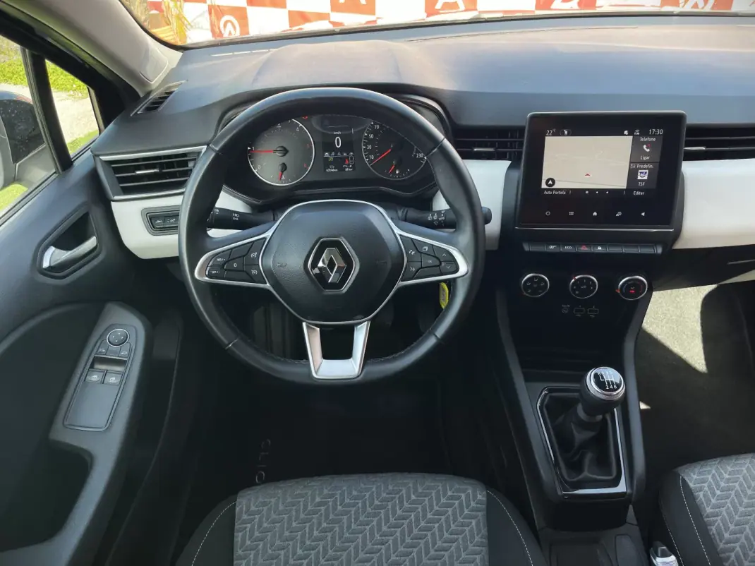 Renault Clio 2022 - 16990 EUR, 63150 km - 63150km - foto 9 de 21