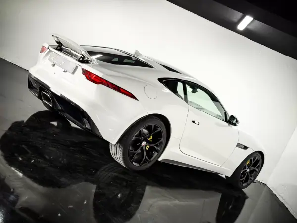 Jaguar F-Type 2020 - 52500 EUR, 77800 km - AUTO.MOTO.pt - 77800km - foto 21 de 27