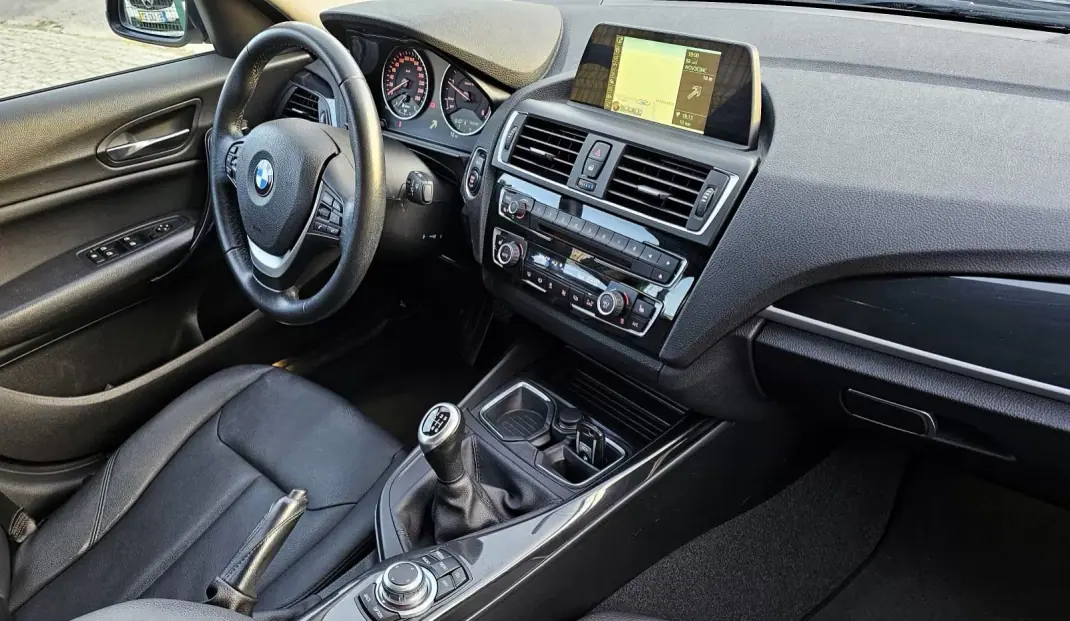 BMW 116 2015 - 12500 EUR, 299999 km - 299999km - foto 24 de 30