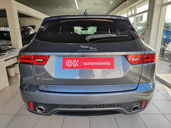 Jaguar E-Pace 2018 - 22500 EUR, 66000 km - AUTO.MOTO.pt - 66000km - foto 9 de 39