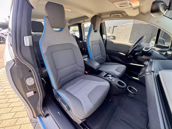 BMW i3 2018 - 17500 EUR, 68000 km - AUTO.MOTO.pt - 68000km - foto 19 de 20