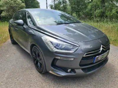 Citroën DS5 2013 - 12950 EUR, 199990 km - AUTO.MOTO.pt - 199990km - foto 5 de 20