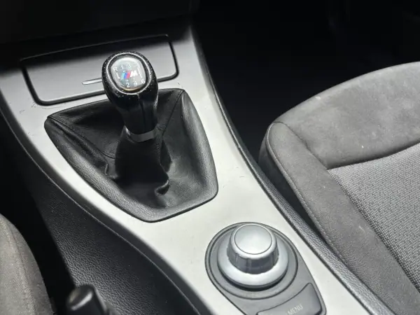 BMW 320 2005 - 7500 EUR, 223201 km - AUTO.MOTO.pt - 223201km - foto 15 de 21