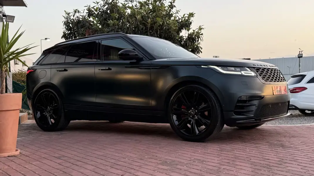 Land Rover Range Rover Velar 2021 - 63990 EUR, 70000 km - 70000km - foto 13 de 50