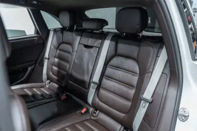 Porsche Macan 2016 - 49950 EUR, 131000 km - AUTO.MOTO.pt - 131000km - foto 51 de 53