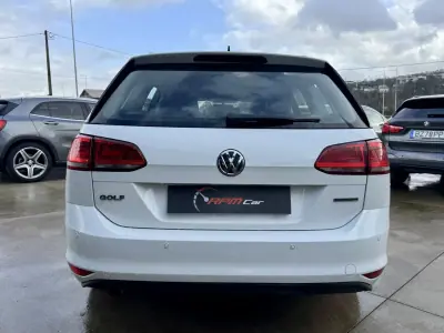 Volkswagen Golf Variant 2014 - 7999 EUR, 250000 km - AUTO.MOTO.pt - 250000km - foto 14 de 21