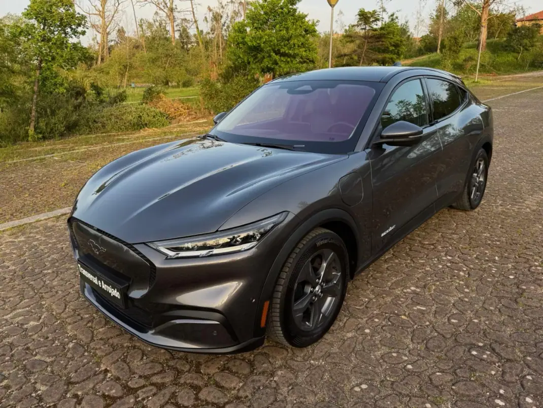 Ford Mustang Mach-E 2022 - 25900 EUR, 139000 km - AUTO.MOTO.pt - 139000km - foto 2 de 19