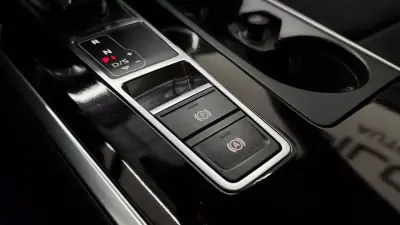 Audi A6 2019 - 34990 EUR, 140670 km - AUTO.MOTO.pt - 140670km - foto 28 de 37