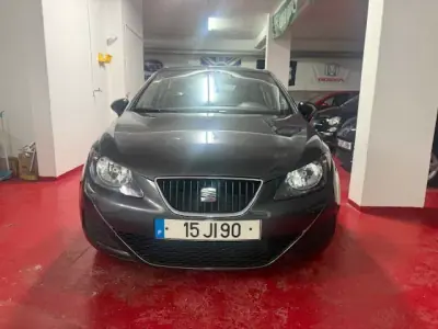 SEAT Ibiza 2010 - 5750 EUR, 156000 km - AUTO.MOTO.pt - 156000km - foto 2 de 33