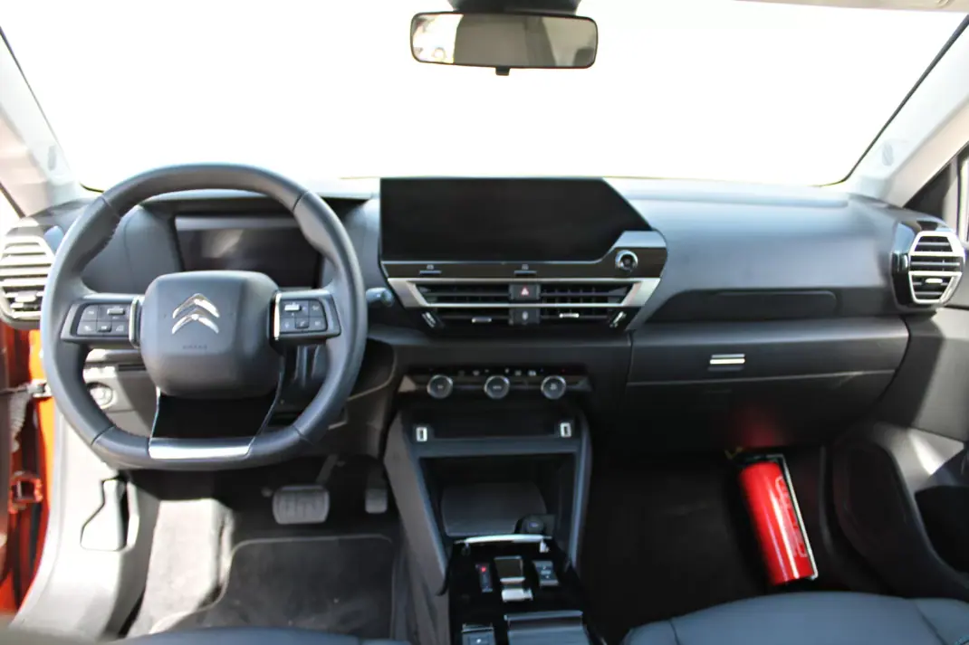 Citroën e-C4 2022 - 19800 EUR, 31976 km - AUTO.MOTO.pt - 31976km - foto 14 de 30