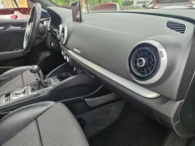 Audi A3 2017 - 22500 EUR, 50100 km - AUTO.MOTO.pt - 50100km - foto 26 de 53