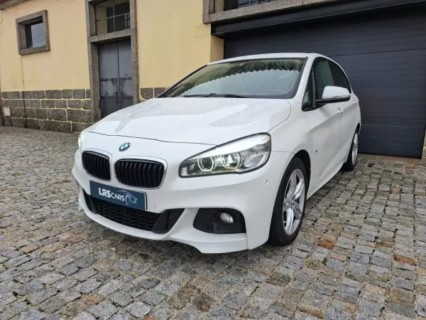 BMW 216 Active Tourer 2015 - 14990 EUR, 142957 km - AUTO.MOTO.pt - 142957km - foto 3 de 20