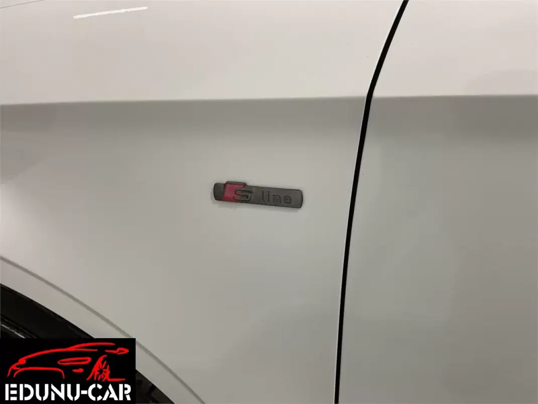Audi A3 Limousine 2016 - 16750 EUR, 240000 km - AUTO.MOTO.pt - 240000km - foto 13 de 14