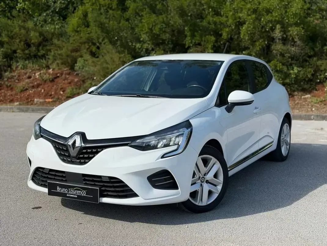 Renault Clio 2020 - 11900 EUR, 128138 km - AUTO.MOTO.pt - 128138km - foto 1 de 21