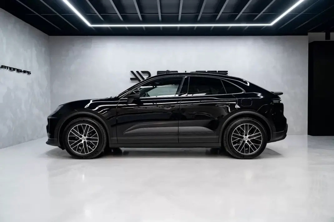 Porsche Macan 2026 - 89950 EUR, 6500 km - 6500km - foto 17 de 60