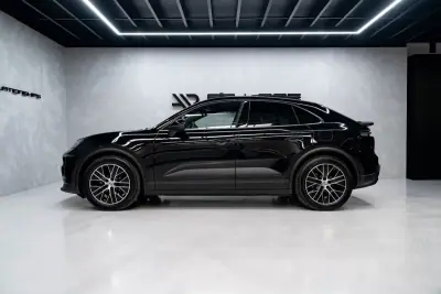 Porsche Macan 2026 - 89950 EUR, 6500 km - 6500km - foto 17 de 60