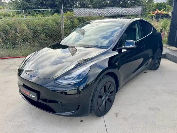 Tesla Model Y 2024 - 37999 EUR, 35000 km - AUTO.MOTO.pt - 35000km - foto 9 de 22