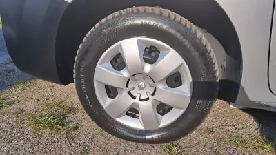 Renault 2019 - 19900 EUR, 100835 km - AUTO.MOTO.pt - 100835km - foto 28 de 28