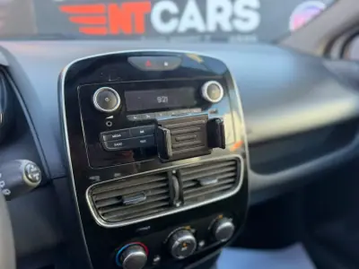 Renault Clio 2018 - 12500 EUR, 167036 km - 167036km - foto 8 de 15