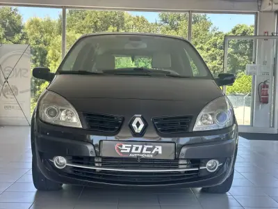 Renault Grand Scénic 2006 — foto 2 de 25