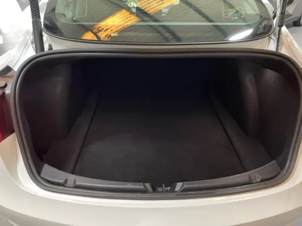 Tesla Model 3 2022 - 35950 EUR, 86200 km - AUTO.MOTO.pt - 86200km - foto 19 de 19