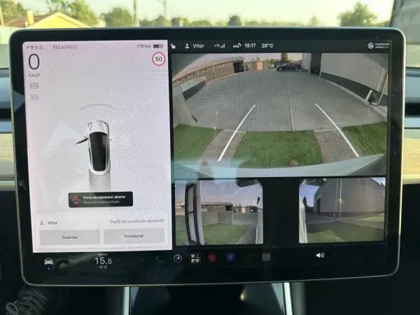 Tesla Model 3 2019 - 24900 EUR, 170000 km - 170000km - foto 26 de 49