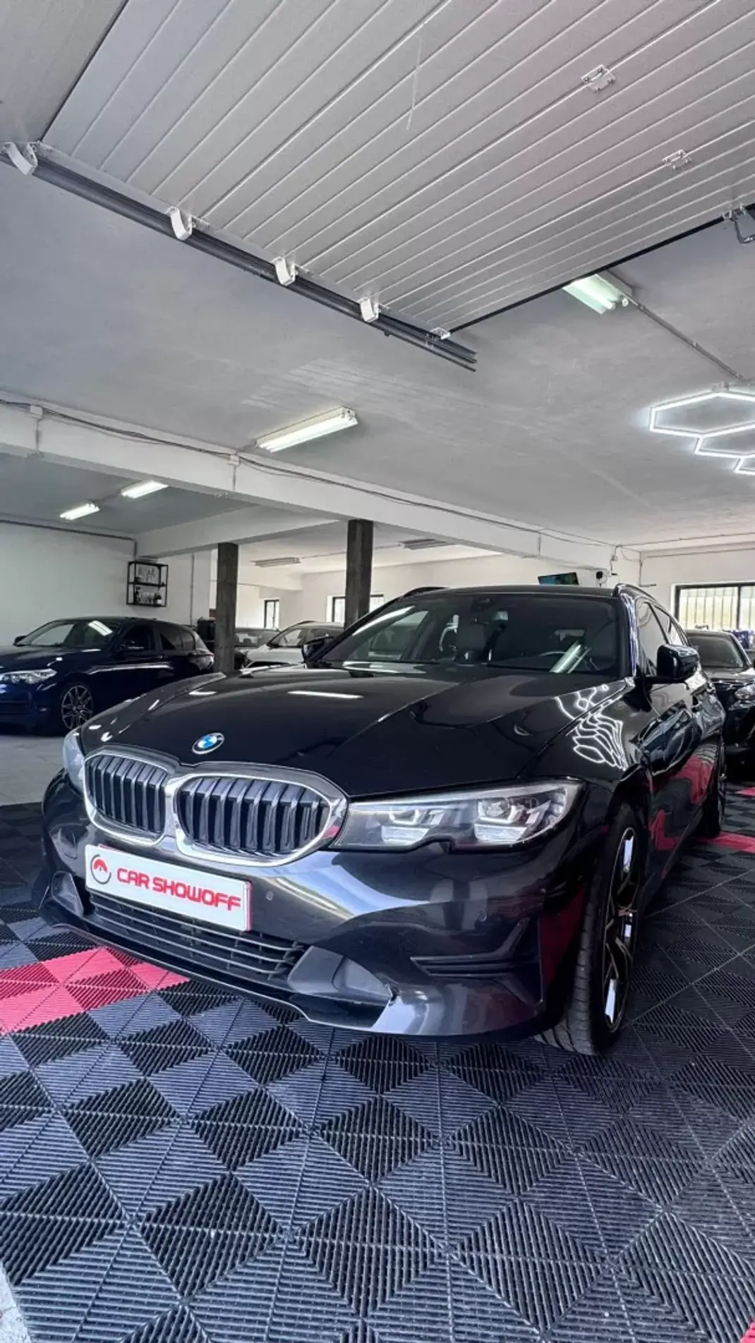 BMW 330e 2021 - 22900 EUR, 213000 km - AUTO.MOTO.pt - 213000km - foto 2 de 13