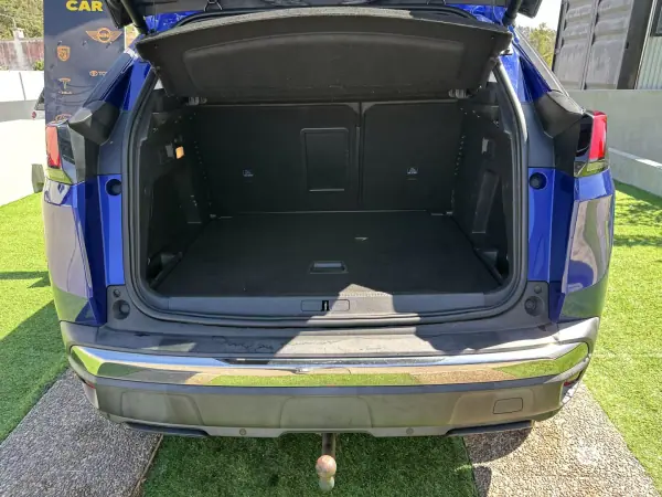 Peugeot 3008 2018 - 14900 EUR, 200000 km - AUTO.MOTO.pt - 200000km - foto 62 de 63