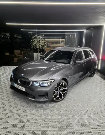 BMW 320 2022 - 27750 EUR, 136000 km - AUTO.MOTO.pt - 136000km - foto 2 de 28