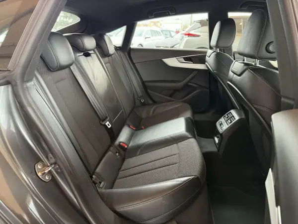 Audi A5 Sportback 2019 - 30750 EUR, 98486 km - AUTO.MOTO.pt - 98486km - foto 31 de 35