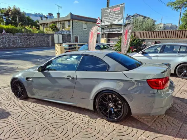 BMW 335 2008 - 34900 EUR, 170000 km - AUTO.MOTO.pt - 170000km - foto 12 de 47