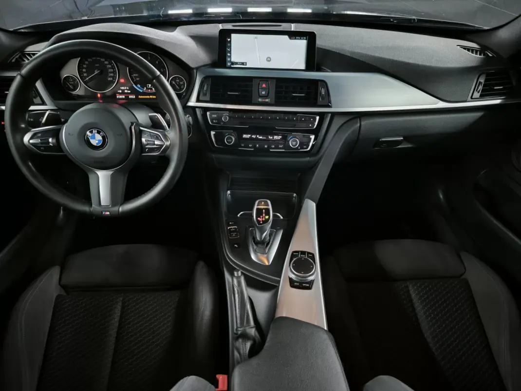 BMW 420 Gran Coupé 2017 - 19950 EUR, 213000 km - AUTO.MOTO.pt - 213000km - foto 16 de 55